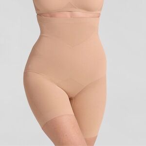 Honeylove Sculptwear SuperPower Short Women’s Size XL in Color Sand